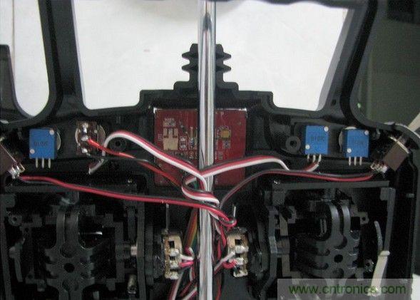 無人機 DIY 製作全過程，酷得不要不要的！