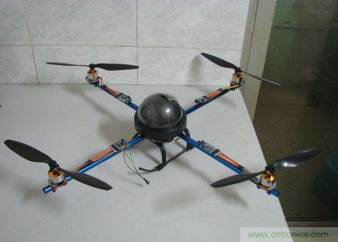 無人機 DIY 製作全過程，酷得不要不要的！