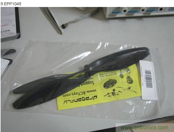 無人機 DIY 製作全過程，酷得不要不要的！