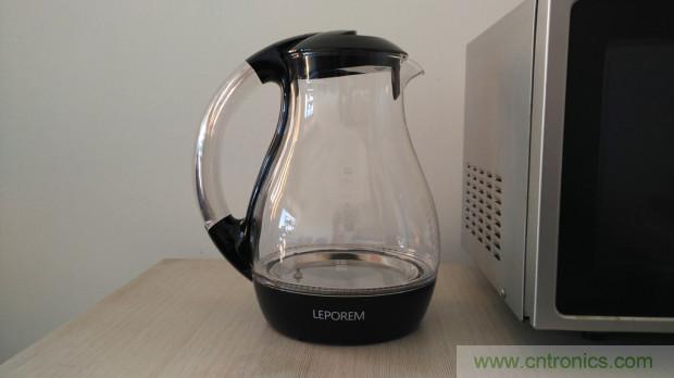 新的智能養生之道，從一個易叮雲智能水壺開始