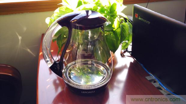 新的智能養生之道，從一個易叮雲智能水壺開始