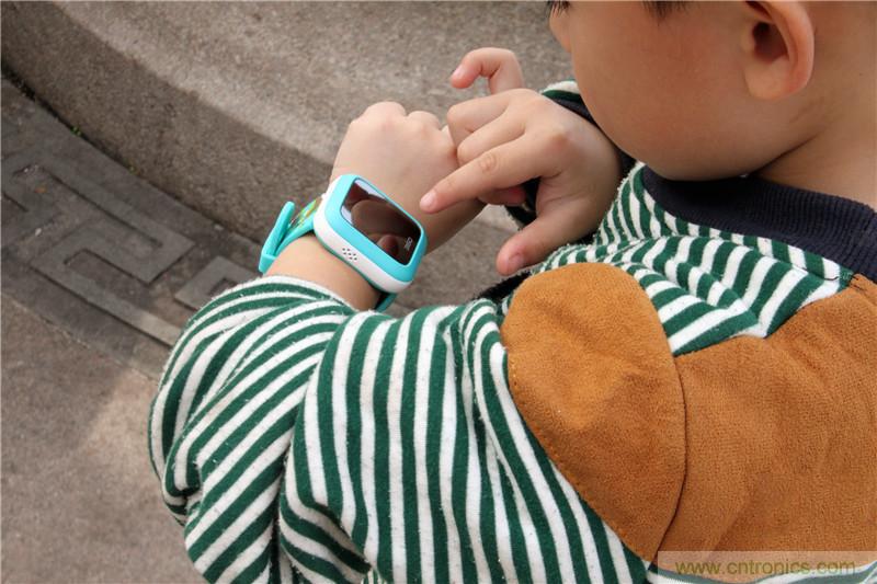 別讓《失孤》重演，360兒童手表幫你定住家中小頑童！