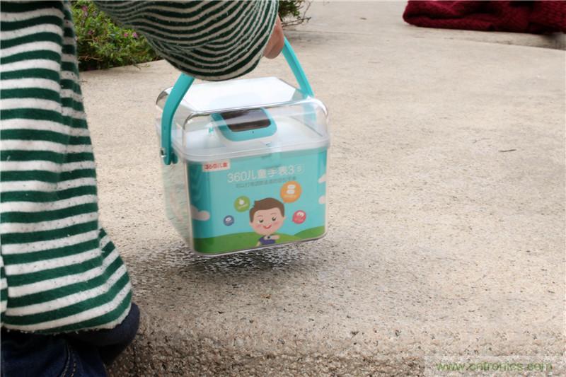 別讓《失孤》重演，360兒童手表幫你定住家中小頑童！