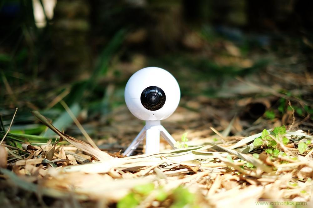 造型神似BB8，讓照片翻滾起來&mdash;&mdash;暴風魔眼