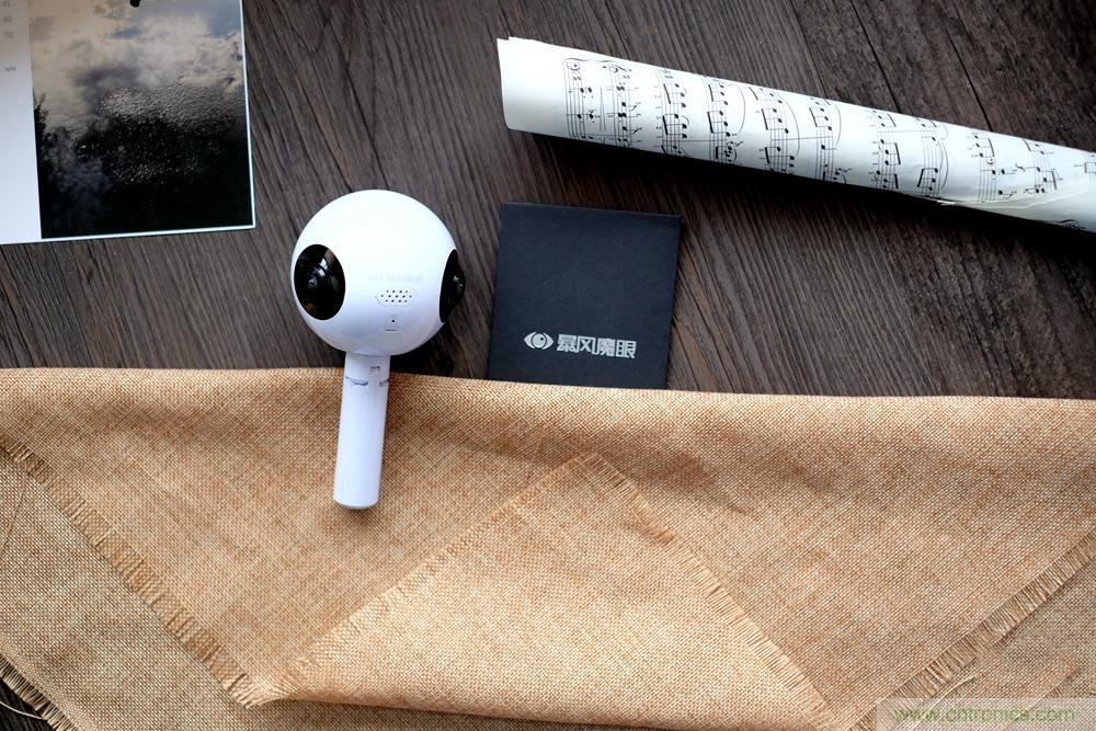 造型神似BB8，讓照片翻滾起來&mdash;&mdash;暴風魔眼