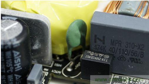 69元小米4口USB充電器詳細拆解，看完你也能DIY一個