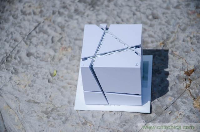 洛斐創意藍牙音箱，光與建築點綴生活