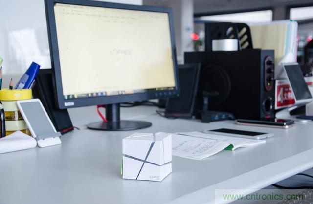 洛斐創意藍牙音箱，光與建築點綴生活