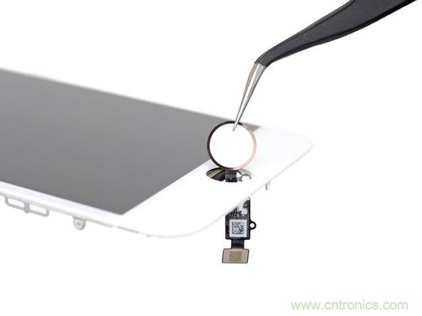 iPhone 8首拆：無線充電版本的iPhone 7？