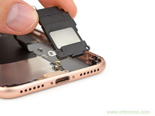 iPhone 8首拆：無線充電版本的iPhone 7？