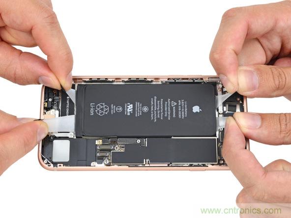 iPhone 8首拆：無線充電版本的iPhone 7？