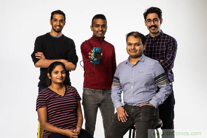 室內激光無線充電新技術亮相，可媲美傳統 USB 線纜