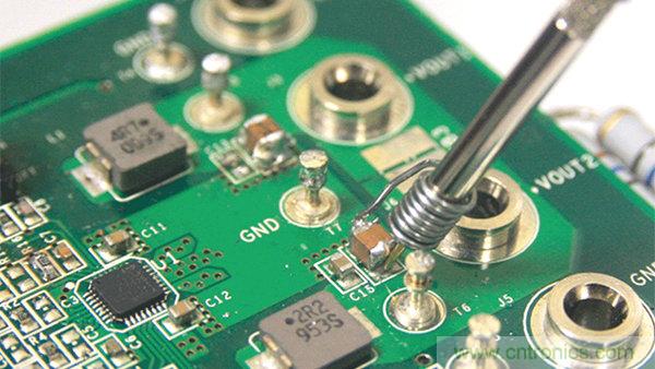 了解開關調節器的輸出，加快電源設計