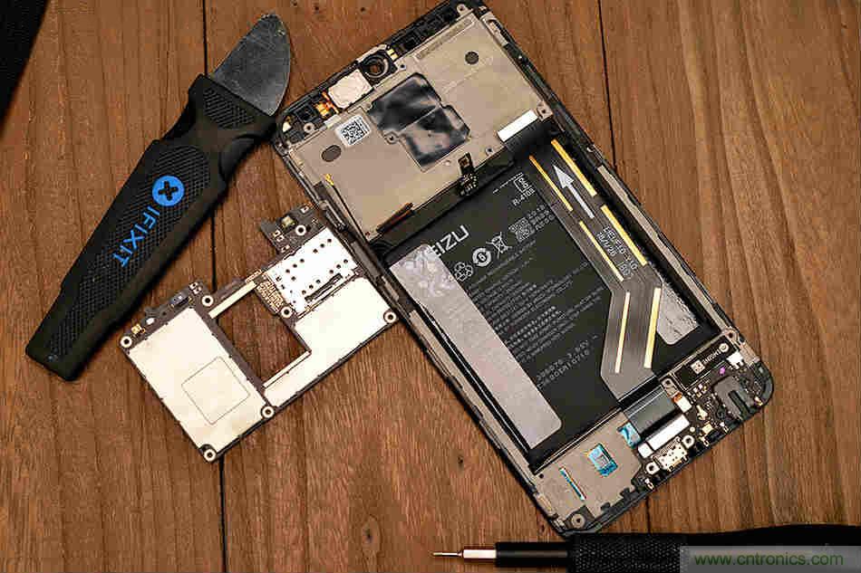 拆解魅族15 Plus：玩轉了新概念，但其工藝究竟如何？