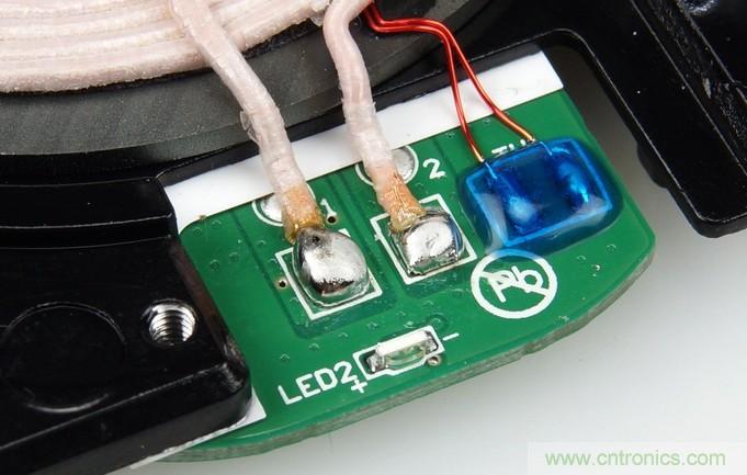 拆解對比：係出同門，小米、紫米無線充電器的差別有多大？