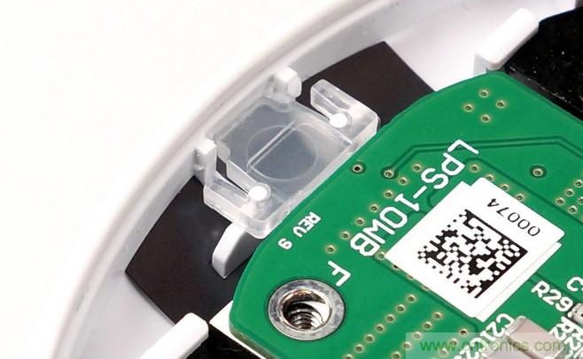 拆解對比：係出同門，小米、紫米無線充電器的差別有多大？