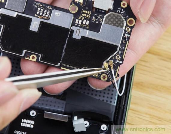 拆解黑鯊手機：多級直觸一體式液冷係統有什麼門道？