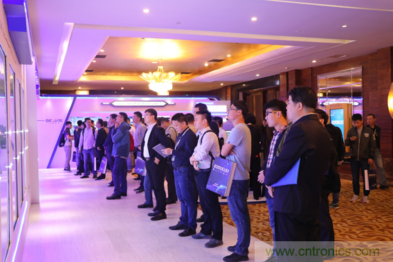 2019煙台院士峰會暨數字地球與空天信息應用發展論壇順利開幕