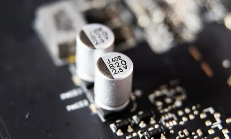 如何確定目標阻抗以實現電源完整性？