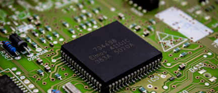 異構集成推動麵板製程設備（驅動器）的改變